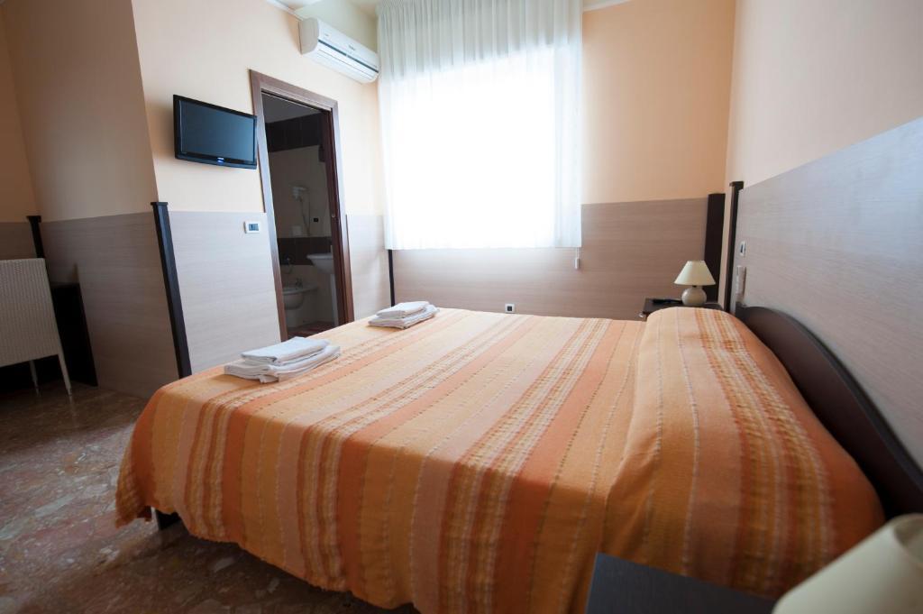 Aragonese Reggio di Calabria Phòng bức ảnh