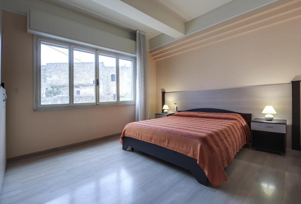 Aragonese Reggio di Calabria Phòng bức ảnh