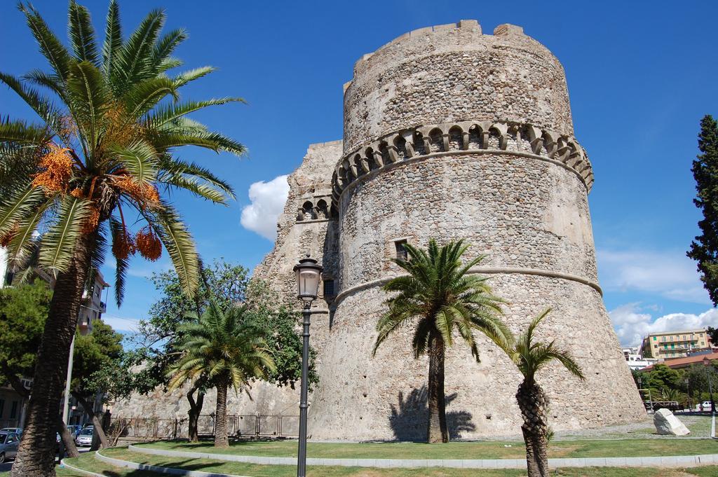 Aragonese Reggio di Calabria Ngoại thất bức ảnh
